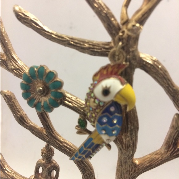 Betsey Johnson Parrot Earrings - Picture 3 of 3